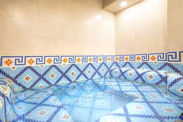 Indoor spa tub