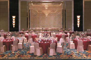 Indoor wedding