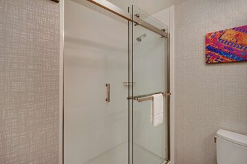 Bathroom shower
