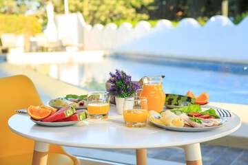 Breakfast area