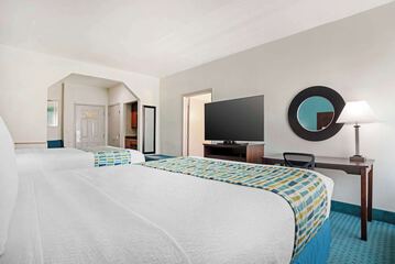 Room 29 of 38