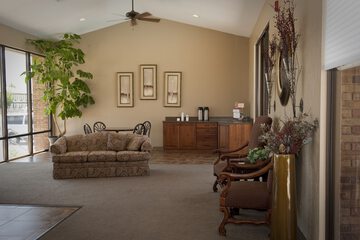 Check-in/check-out kiosk