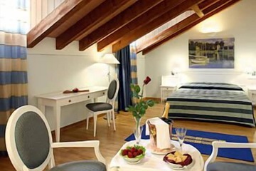 Room service - dining