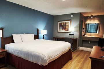 Room 15 of 26