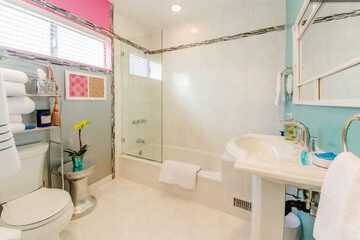 Bathroom shower