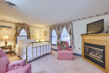 Room 16 of 33