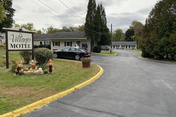 The Villager Motel