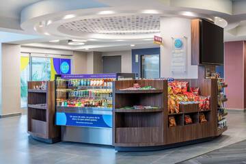 Snack bar
