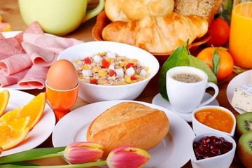 Breakfast meal
