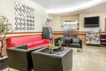 Hotel Interior 5 of 38