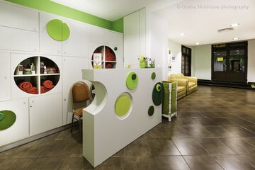 Spa reception