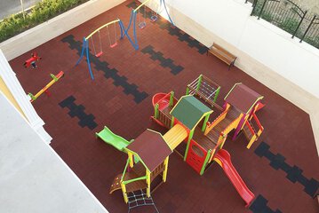 Children's play area - outdoor