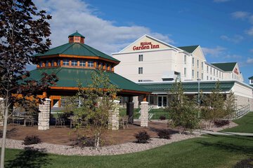 Hotel 4 of 85