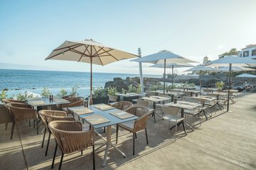 Beach bar