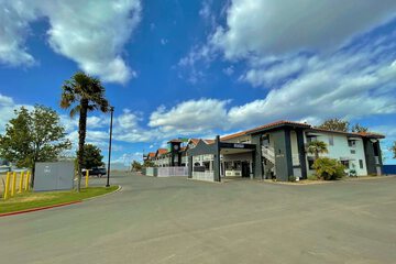 SureStay Hotel by Best Western Williams