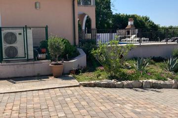 Photo 44