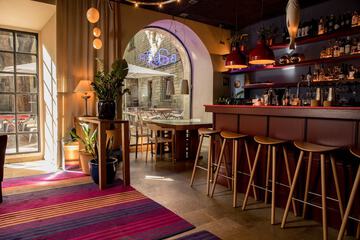 Snack bar