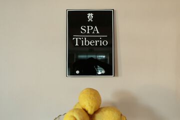 Spa reception