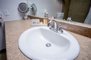 Bathroom sink