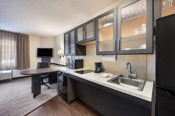 Room 5 of 25