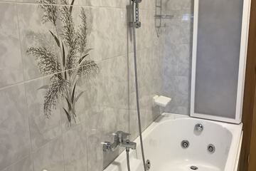 Jetted tub