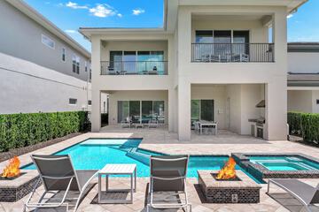 Private pool