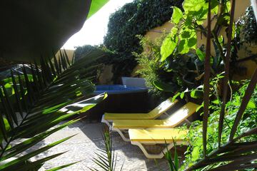 Sundeck