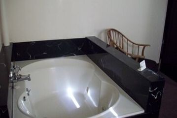 Jetted Tub