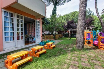 Children's play area - outdoor