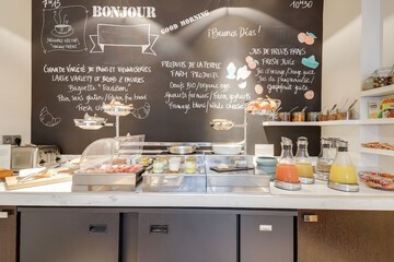 Breakfast buffet