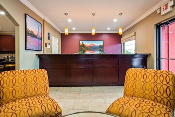 Hotel Interior 6 of 22