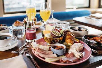 Breakfast meal