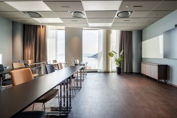 In-room business center