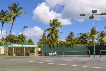 Tennis court