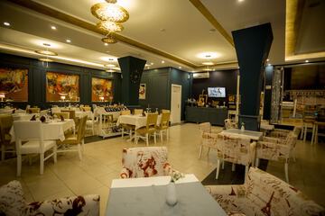 Food court