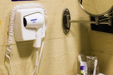 Bathroom amenities