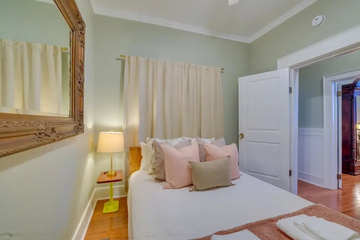 guest_rooms