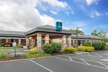 Clarion Hotel & Conference Center