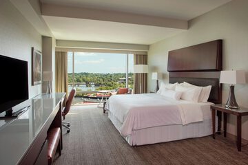 Room 8 of 46