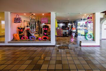 Gift shop