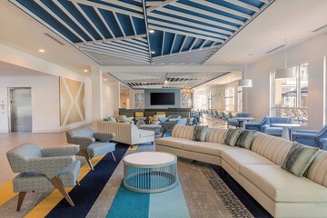 Lobby lounge