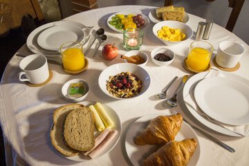 Breakfast meal