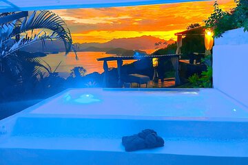 Private pool