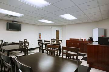 Breakfast/Coffee Service 7 of 8