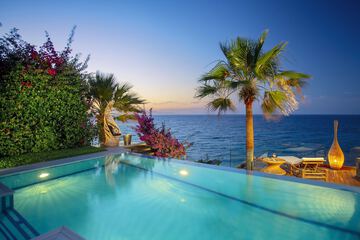 Beach/ocean view