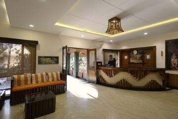 Check-in/check-out kiosk