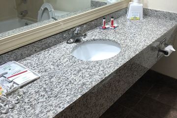 Bathroom sink