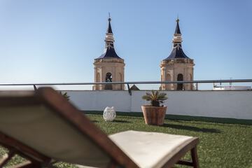 Sundeck
