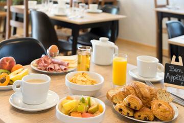 Breakfast buffet