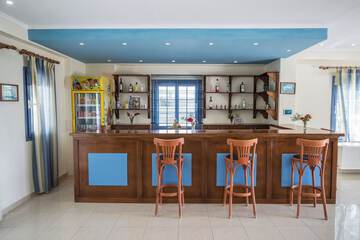 Poolside bar